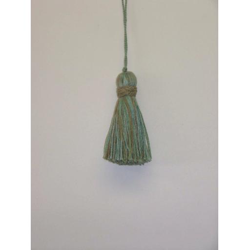 prima-10cm-cushion-tassel-col-13-251-p.gif