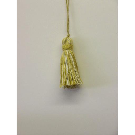 prima-10cm-cushion-tassel-col-04-245-p.gif